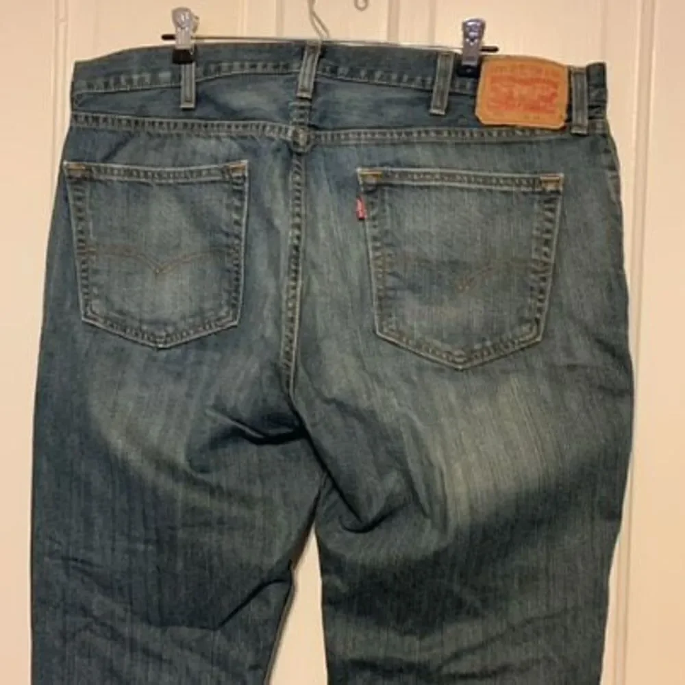 Levi’s 559 Size 38x32 Relaxed Straight Jeans
